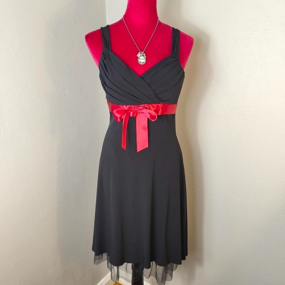 Y2K 2000s Black Red Empire Waist Ribbon Bow Tie Front Formal Homecoming Dress L